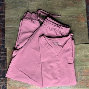 Mandala Mauve Scrub Set